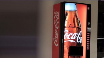 프로젝터와 어플을 활용한 코카콜라 자판기 (6)