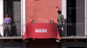 커피한잔을 선물하는 네스카페 마케팅 (2)